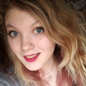 Meet your Posher, Bethany